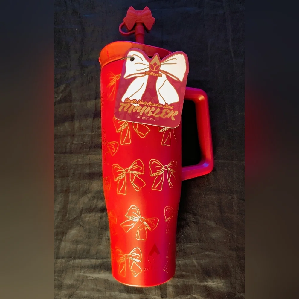 π Hydra Peak 40oz Red Bow Tumbler β NWT π - Picture 2 of 7